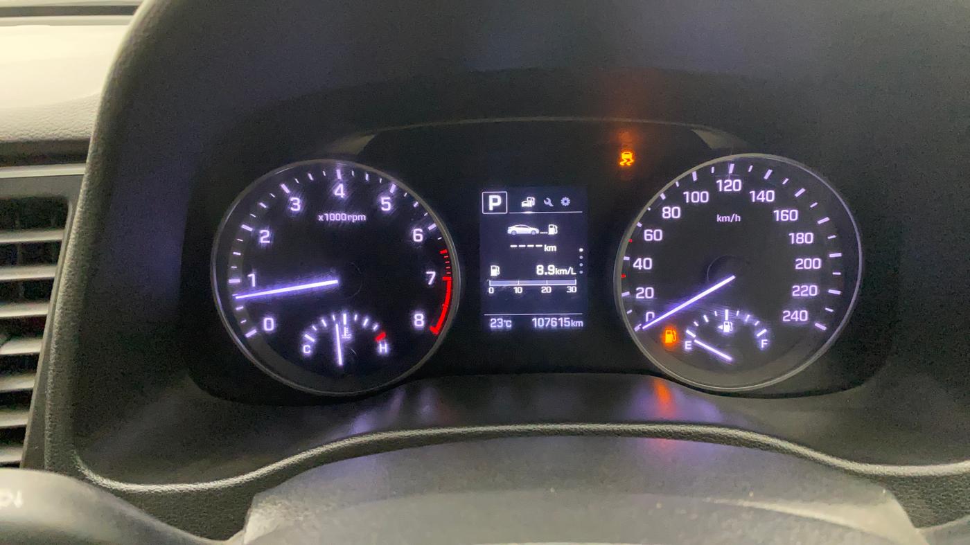 2017 Hyundai New Elantra 2.0 SX(O) AT PETROL, Petrol, Automatic, 1,07,632 km, Odometer Image