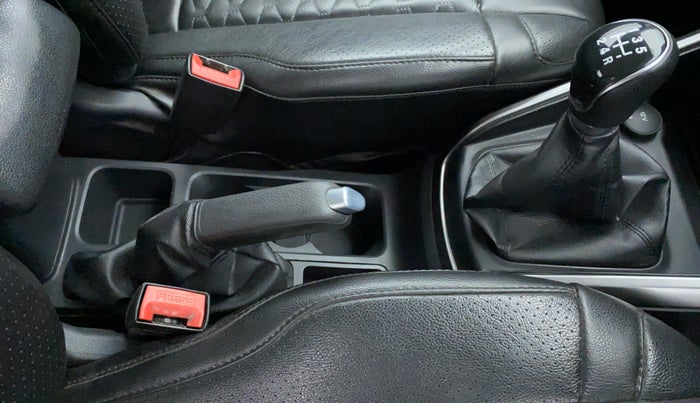 2019 Ford Ecosport 1.5 TITANIUM TI VCT, Petrol, Manual, 61,583 km, Gear Lever