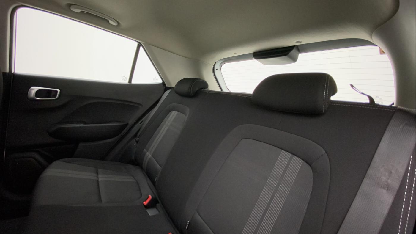 2020 Hyundai VENUE SX PLUS 1.0 TURBO DCT, Petrol, Automatic, 25,400 km, Right Side Rear Door Cabin