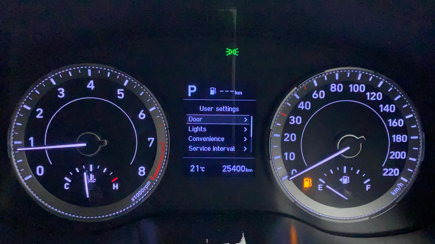 2020 Hyundai VENUE SX PLUS 1.0 TURBO DCT, Petrol, Automatic, 25,400 km, Odometer Image