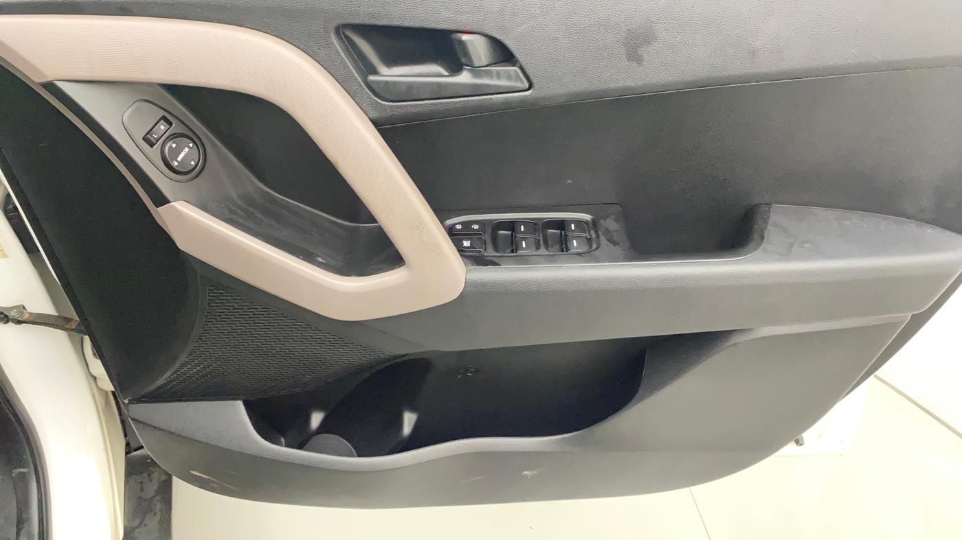2018 Hyundai Creta E PLUS 1.6 PETROL, Petrol, Manual, 79,207 km, Driver Side Door Panels Control
