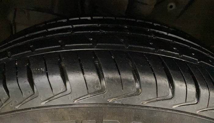 2022 Maruti New Wagon-R LXI 1.0, Petrol, Manual, 4,730 km, Left Front Tyre Tread