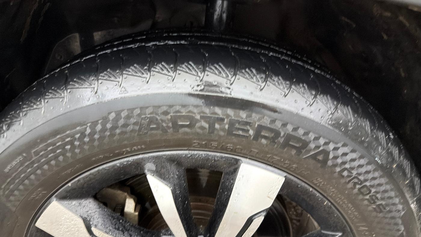 2019 MG HECTOR SHARP HYBRID 1.5 PETROL, Petrol, Manual, 87,032 km, Left Front Tyre Tread