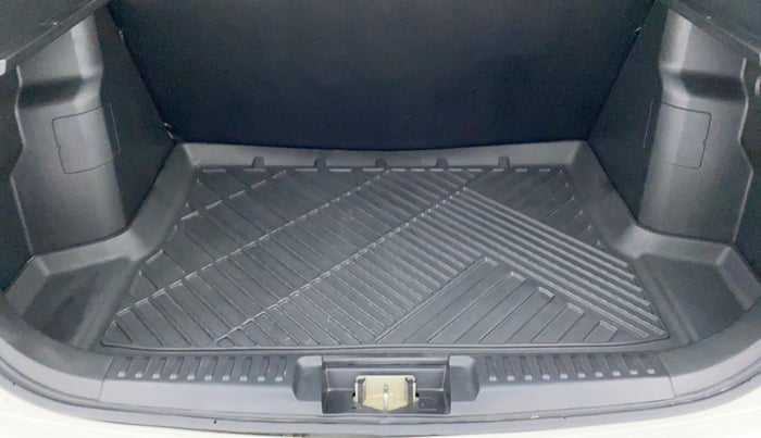 2020 Maruti Vitara Brezza VXI, Petrol, Manual, 8,166 km, Boot Inside View