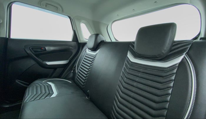 2020 Maruti Vitara Brezza VXI, Petrol, Manual, 8,166 km, Right Side Door Cabin View