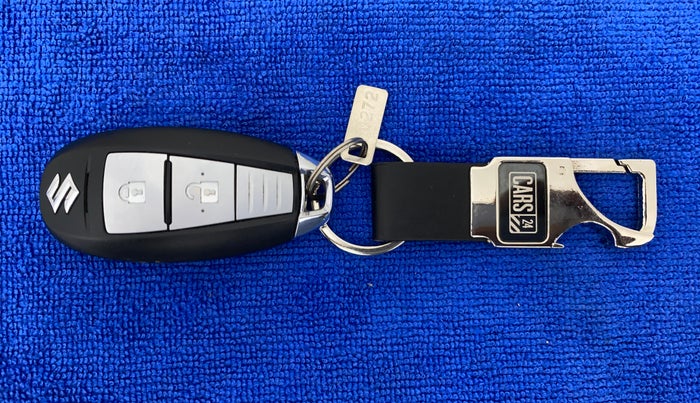2020 Maruti Vitara Brezza VXI, Petrol, Manual, 8,166 km, Key Close-up