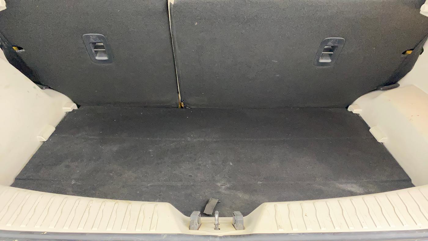 2019 Mahindra XUV300 W8 (O) 1.5 DIESEL, Diesel, Manual, 81,202 km, Boot Inside