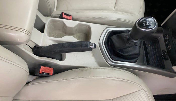 2019 Mahindra XUV300 W8 (O) 1.5 DIESEL, Diesel, Manual, 81,202 km, Gear Lever