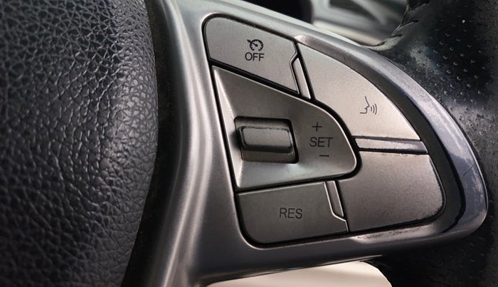 2019 Mahindra XUV300 W8 (O) 1.5 DIESEL, Diesel, Manual, 81,202 km, Adaptive Cruise Control