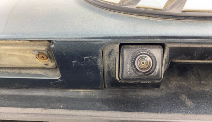 2019 Mahindra XUV300 W8 (O) 1.5 DIESEL, Diesel, Manual, 81,202 km, Parking Camera