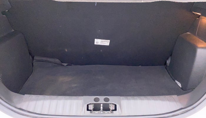 2016 Ford New Figo 1.5 TITANIUM AT PETROL, Petrol, Automatic, 21,357 km, Boot Inside