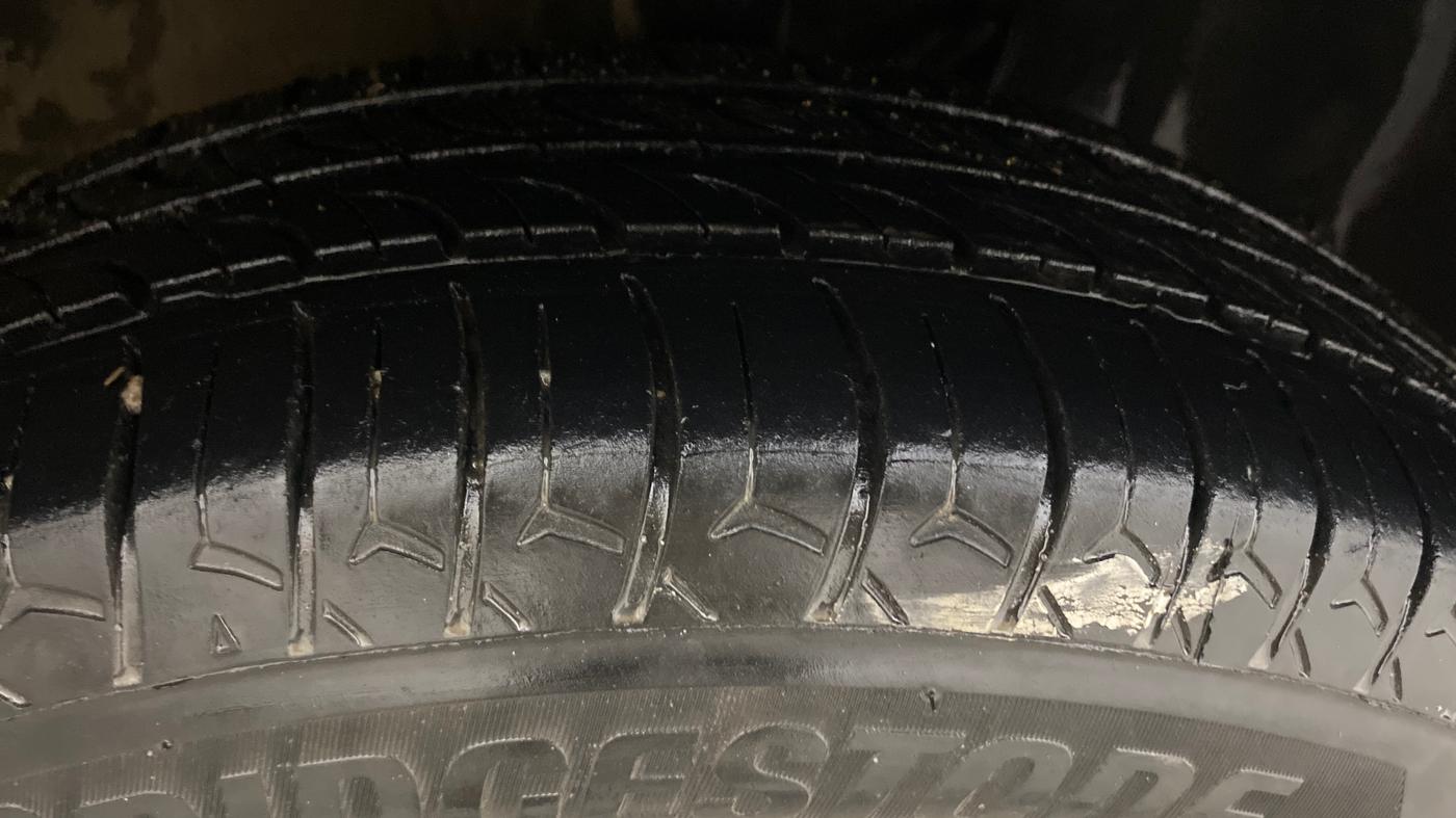 2021 Maruti New Wagon-R ZXI 1.2, Petrol, Manual, 96,367 km, Right Front Tyre Tread