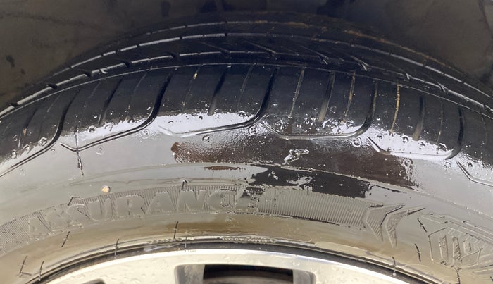 2016 Hyundai Verna 1.6 VTVT SX, Petrol, Manual, 94,141 km, Right Front Tyre Tread