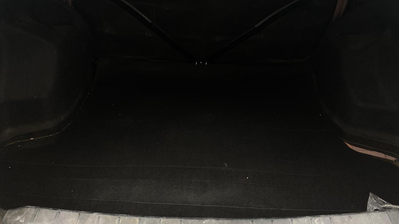 2015 Toyota Etios G, Petrol, Manual, 33,984 km, Boot Inside