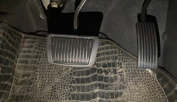 2017 Hyundai Creta SX PLUS AT 1.6 PETROL, Petrol, Automatic, 47,057 km, Pedals