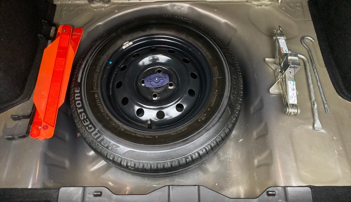 2017 Maruti Dzire VDI AMT, Diesel, Automatic, 83,991 km, Spare Tyre