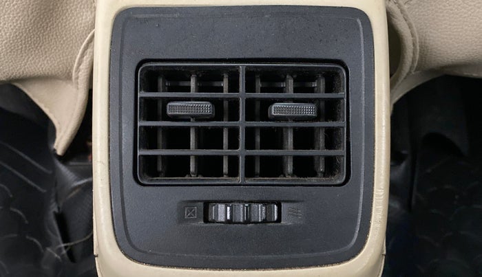2017 Maruti Dzire VDI AMT, Diesel, Automatic, 83,991 km, Rear AC Vents