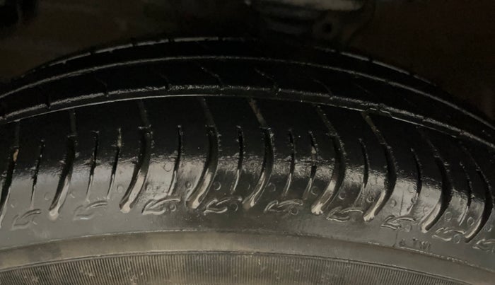 2020 Maruti S PRESSO VXI PLUS AMT, Petrol, Automatic, 42,863 km, Left Front Tyre Tread