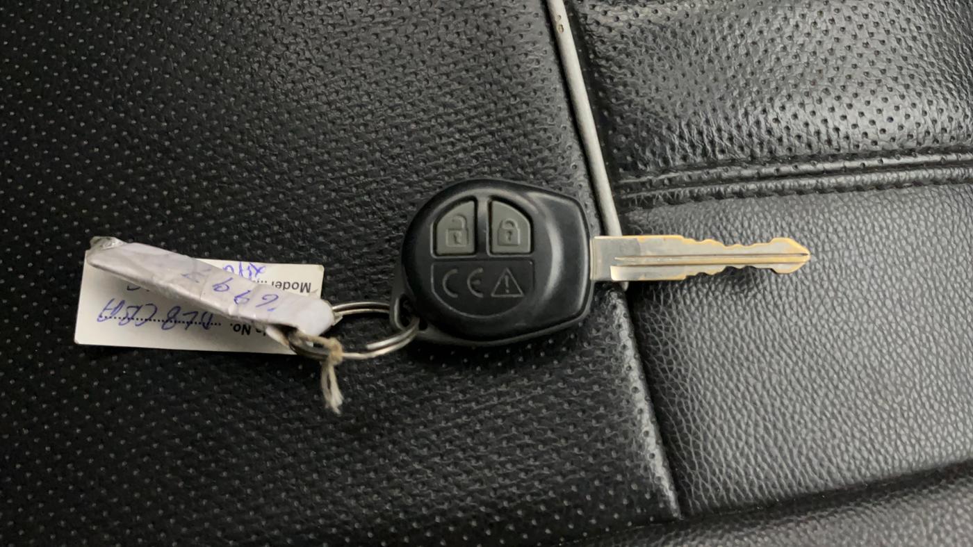 2020 Maruti S PRESSO VXI PLUS AMT, Petrol, Automatic, 42,863 km, Key Close Up