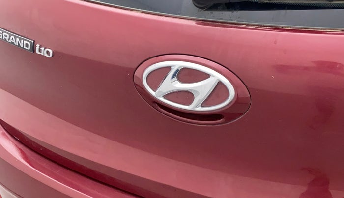 2015 Hyundai Grand i10 ASTA 1.2 KAPPA VTVT, Petrol, Manual, 50,679 km, Dicky (Boot door) - Slightly dented