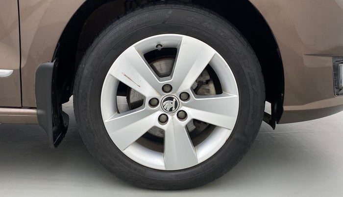 2020 Skoda Rapid 1.0 AMBITION TSI MT, Petrol, Manual, 29,260 km, Right Front Wheel