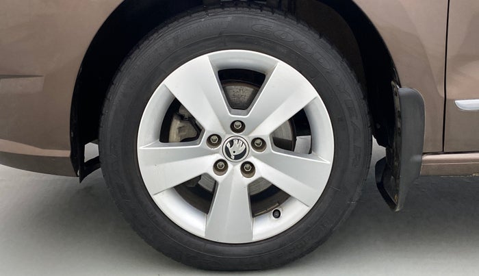 2020 Skoda Rapid 1.0 AMBITION TSI MT, Petrol, Manual, 29,260 km, Left Front Wheel
