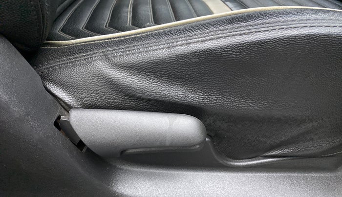 2018 Maruti Vitara Brezza VDI, Diesel, Manual, 70,921 km, Driver Side Adjustment Panel
