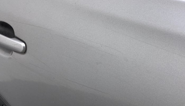 2018 Maruti Vitara Brezza VDI, Diesel, Manual, 70,921 km, Right rear door - Minor scratches