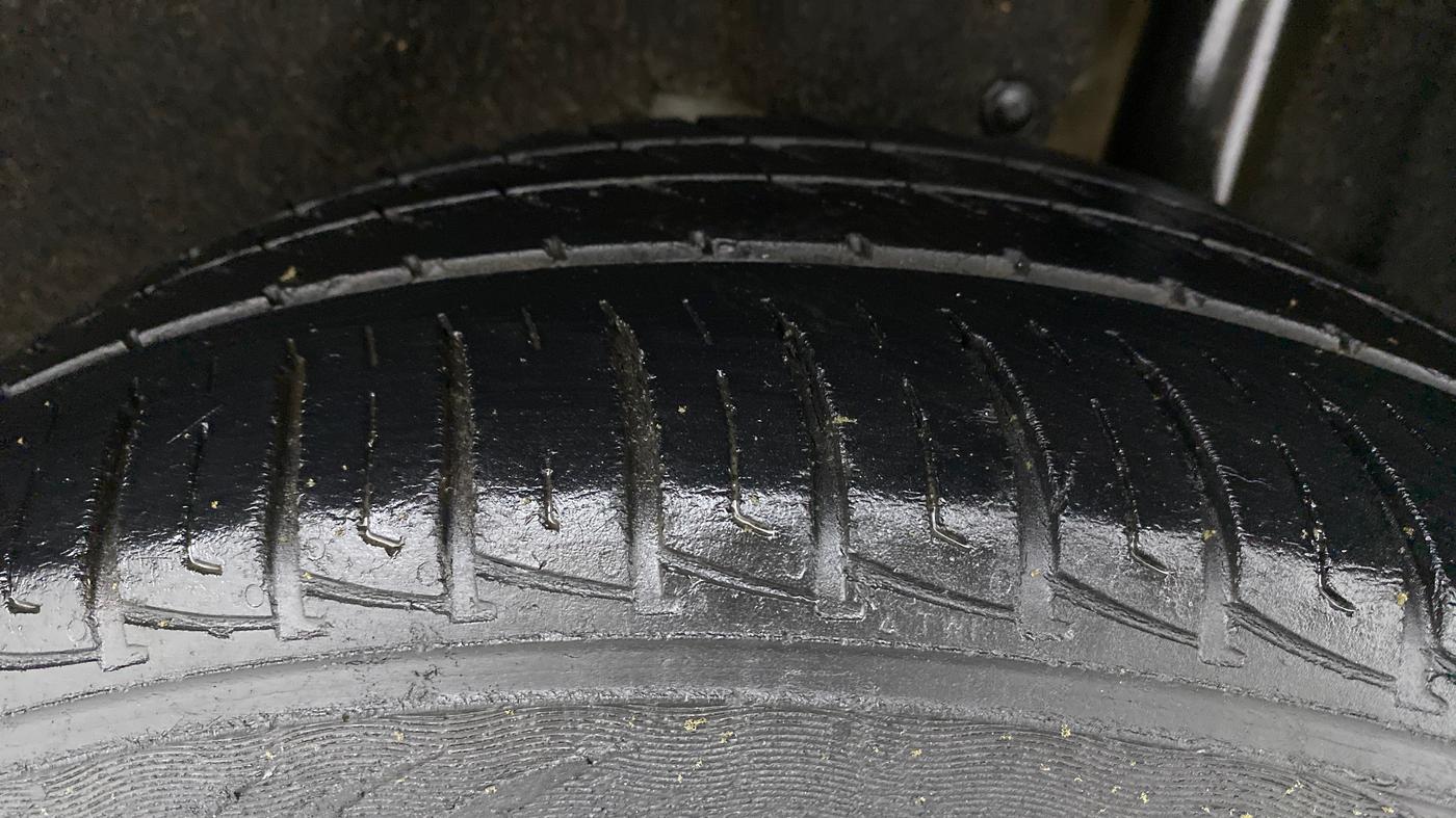 2018 Maruti Vitara Brezza VDI, Diesel, Manual, 70,921 km, Left Rear Tyre Tread