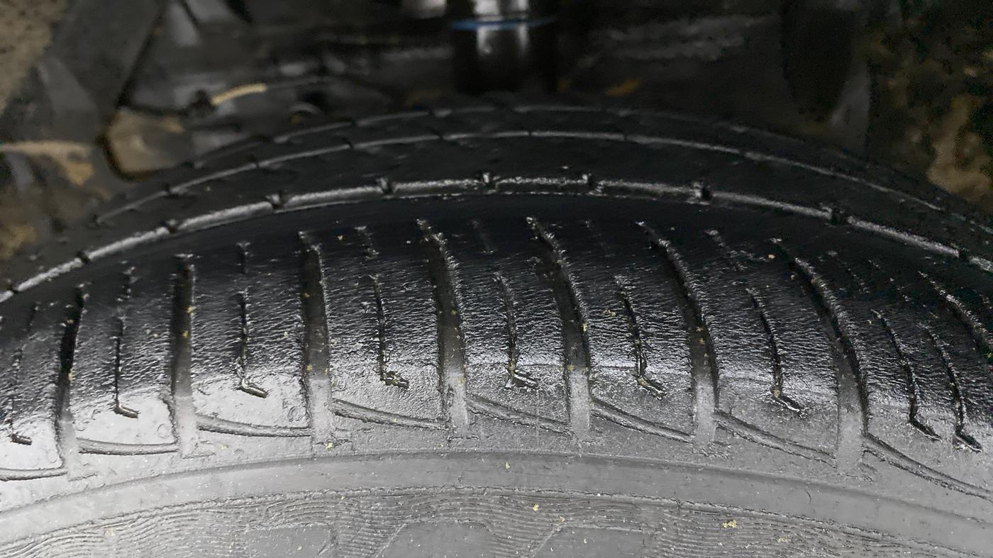 2018 Maruti Vitara Brezza VDI, Diesel, Manual, 70,921 km, Left Front Tyre Tread