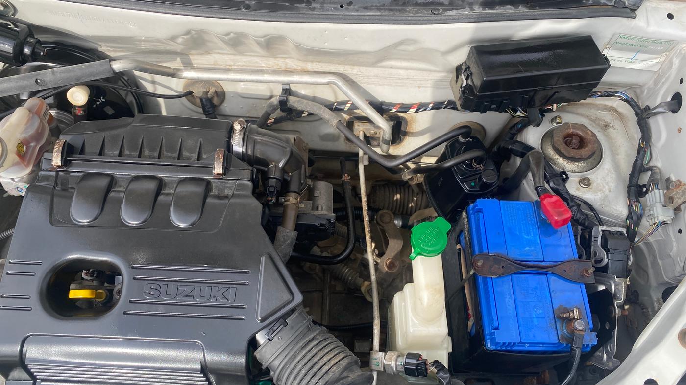 2015 Maruti Alto K10 VXI, Petrol, Manual, 26,949 km, Engine View - Left