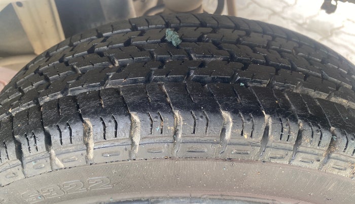 2015 Maruti Alto K10 VXI, Petrol, Manual, 26,922 km, Left Rear Tyre Tread