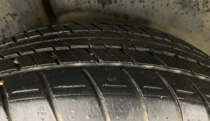 2011 Maruti Swift Dzire ZDI, Diesel, Manual, 47,398 km, Right Rear Tyre Tread