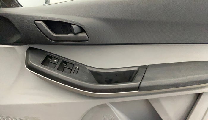 2021 Tata Tiago XZA PETROL, Petrol, Automatic, 7,173 km, Driver Side Door Panels Control