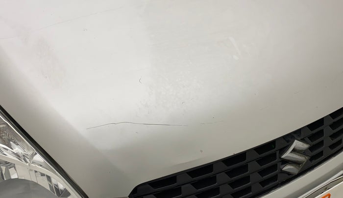 2014 Maruti Ertiga VXI, Petrol, Manual, 31,911 km, Bonnet (hood) - Slightly dented