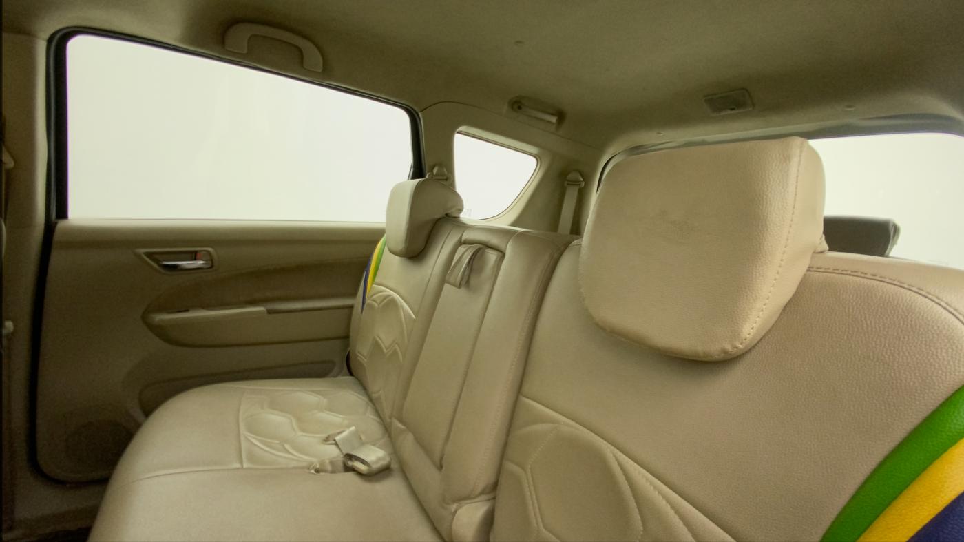 2014 Maruti Ertiga VXI, Petrol, Manual, 31,911 km, Right Side Rear Door Cabin