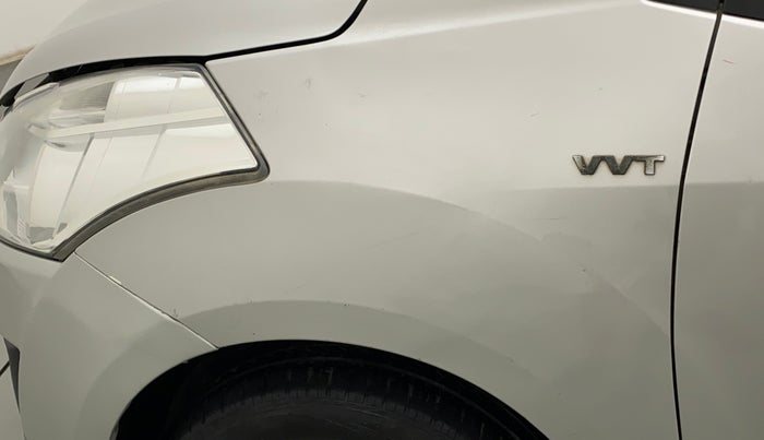 2014 Maruti Ertiga VXI, Petrol, Manual, 31,911 km, Left fender - Slightly dented