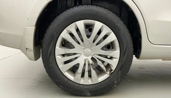 2014 Maruti Ertiga VXI, Petrol, Manual, 31,911 km, Right Rear Wheel