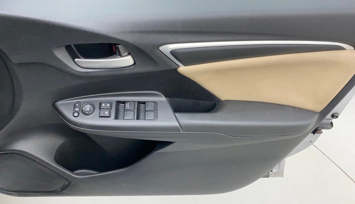 2018 Honda Jazz 1.2L I-VTEC VX CVT, Petrol, Automatic, 45,632 km, Driver Side Door Panels Control
