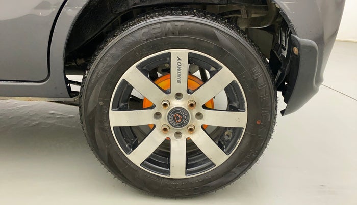 2016 Maruti Alto K10 VXI, Petrol, Manual, 52,195 km, Left Rear Wheel