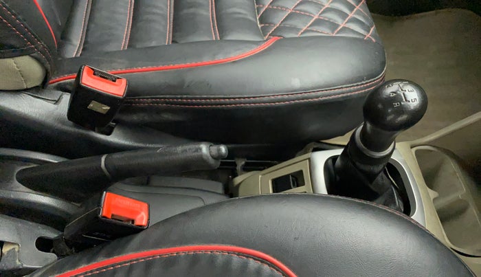 2016 Maruti Alto K10 VXI, Petrol, Manual, 52,195 km, Gear Lever