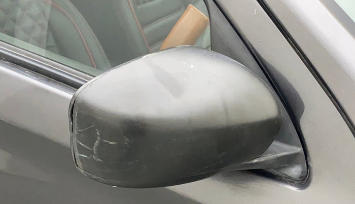 2016 Maruti Alto K10 VXI, Petrol, Manual, 52,195 km, Right rear-view mirror - Minor scratches