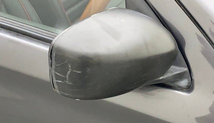 2016 Maruti Alto K10 VXI, Petrol, Manual, 52,195 km, Right rear-view mirror - Cover has minor damage