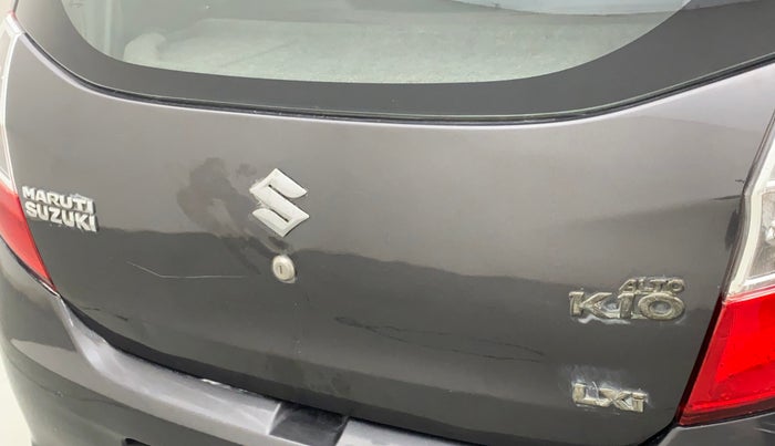 2016 Maruti Alto K10 VXI, Petrol, Manual, 52,195 km, Dicky (Boot door) - Minor scratches