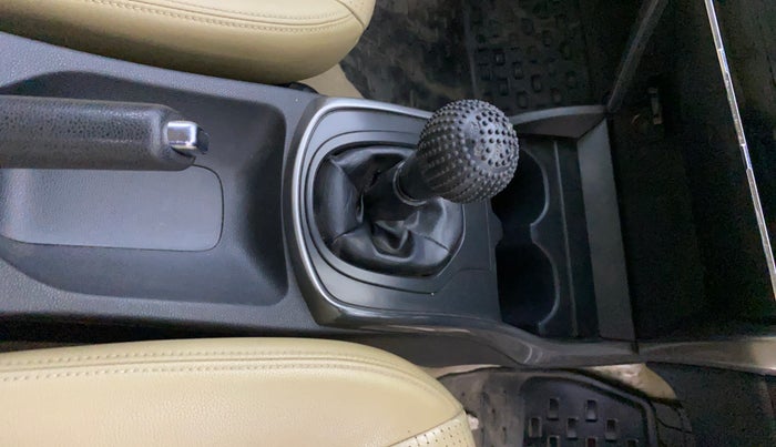 2015 Honda City 1.5L I-VTEC VX, Petrol, Manual, 75,381 km, Gear Lever