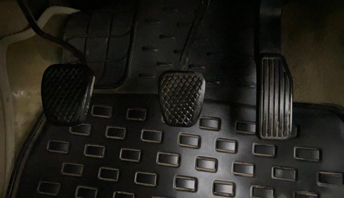 2015 Honda City 1.5L I-VTEC VX, Petrol, Manual, 75,381 km, Pedals