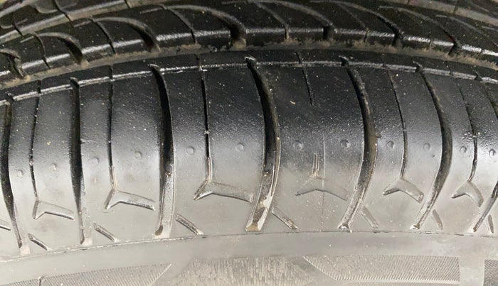 2021 Maruti S PRESSO VXI PLUS AMT, Petrol, Automatic, 36,176 km, Left Front Tyre Tread