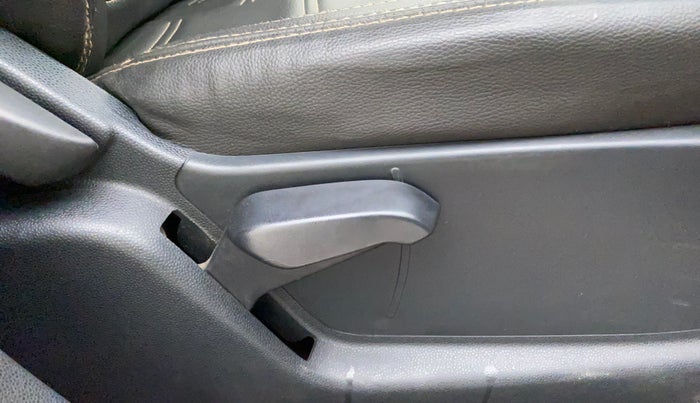 2018 Ford Ecosport TITANIUM 1.5L DIESEL, Diesel, Manual, 87,256 km, Driver Side Adjustment Panel
