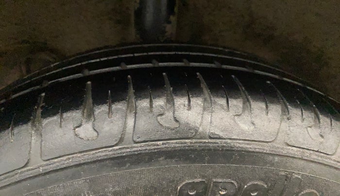 2015 Hyundai Grand i10 MAGNA 1.2 KAPPA VTVT, Petrol, Manual, 47,998 km, Right Rear Tyre Tread