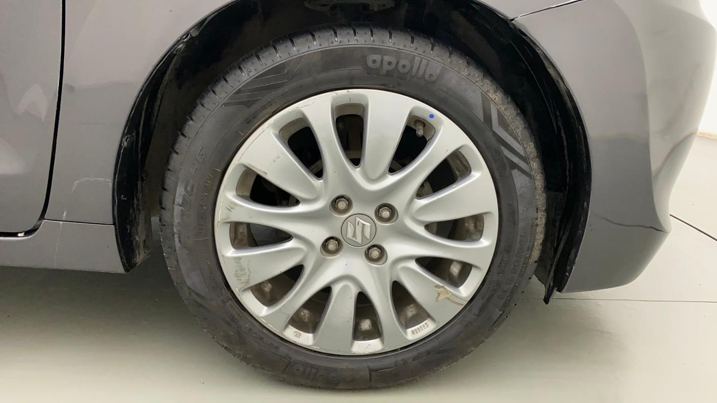 2017 Maruti Baleno ZETA PETROL 1.2, Petrol, Manual, 83,255 km, Right Front Wheel
